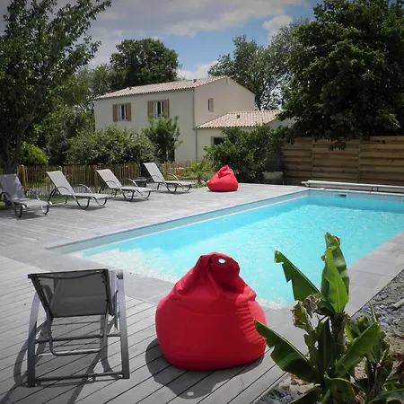 Le Clos D'aunis La Jarrie